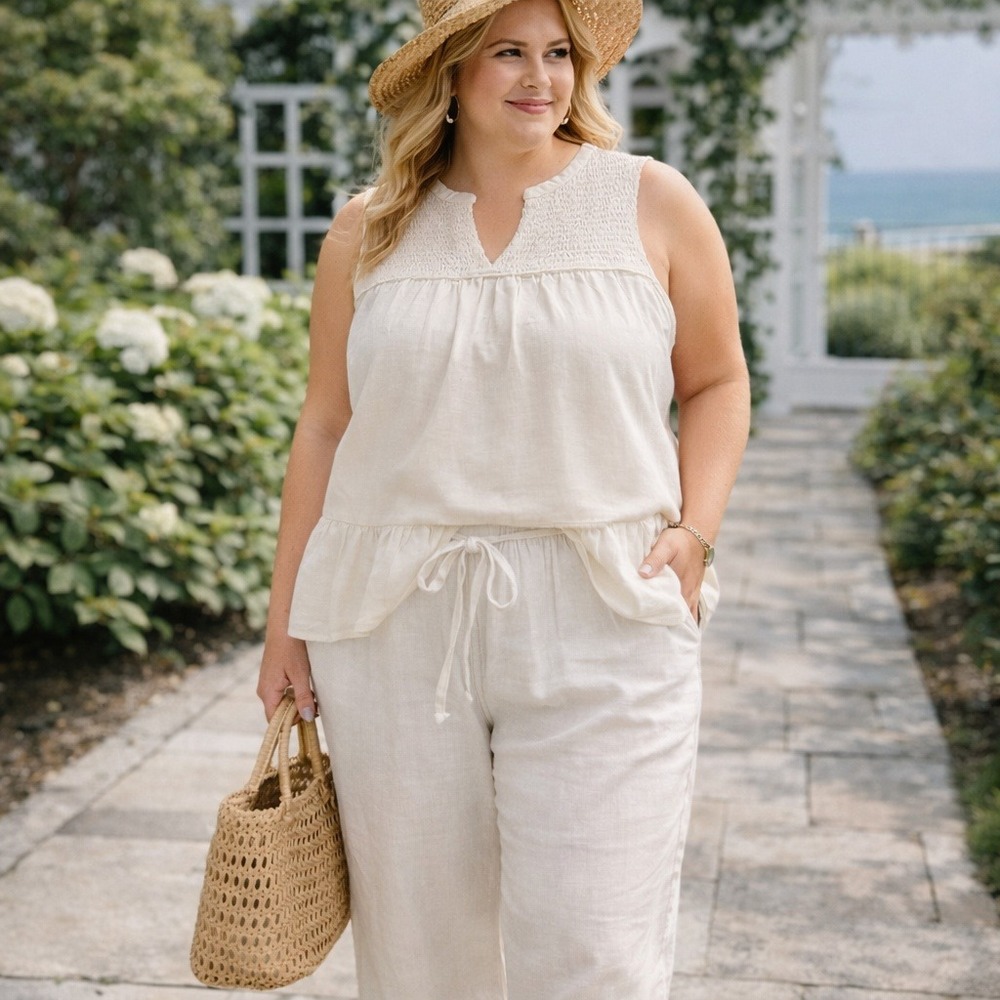 Crown & Ivy Linen Blend Smocked Tiered Babydoll Top White Peplum Women Petite XL